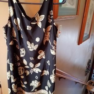 Leaf print dress